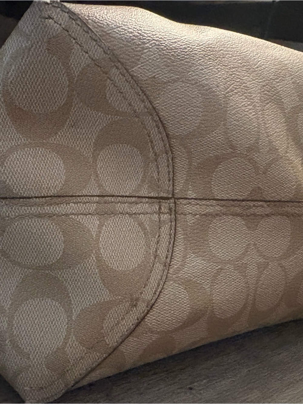 SUMMER SALE! Coach Cream Signature Tote with Tan Leather Trim - Picture 8 of 15